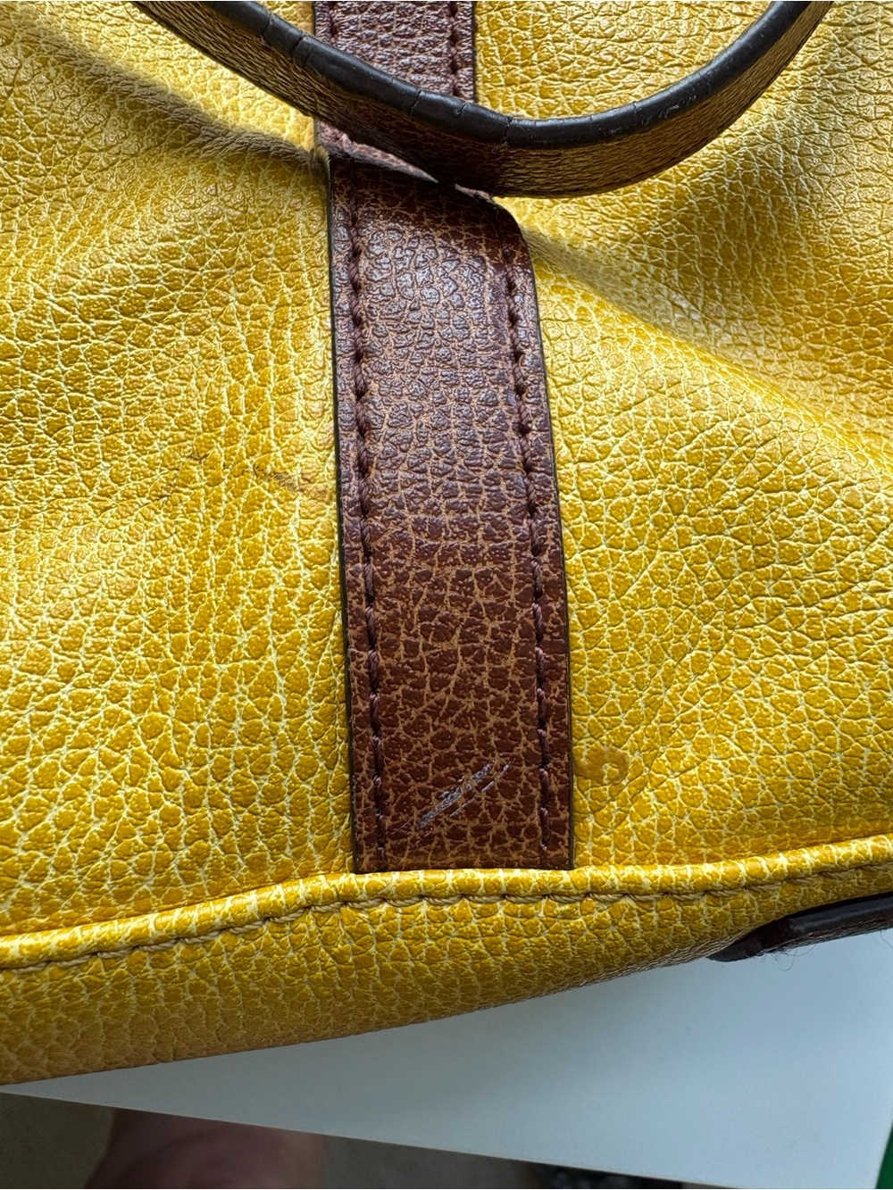 Banana Republic Vintage leather Yellow Tote with Brown Trim Details - Picture 5 of 11